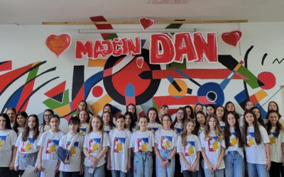 ODRŽAN KONCERT ŠKOLSKIH ZBOROVA “ČESTITKA MAJČICI”